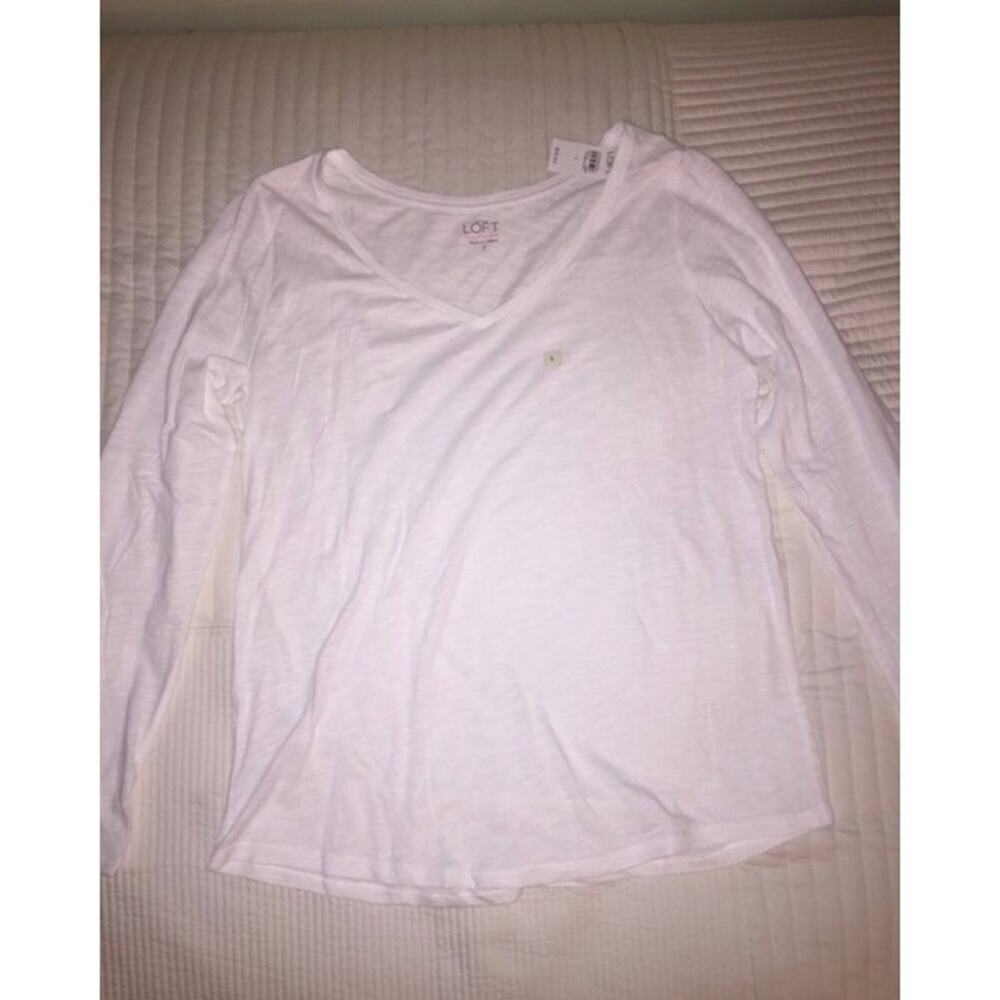 Loft vneck long sleeve tee